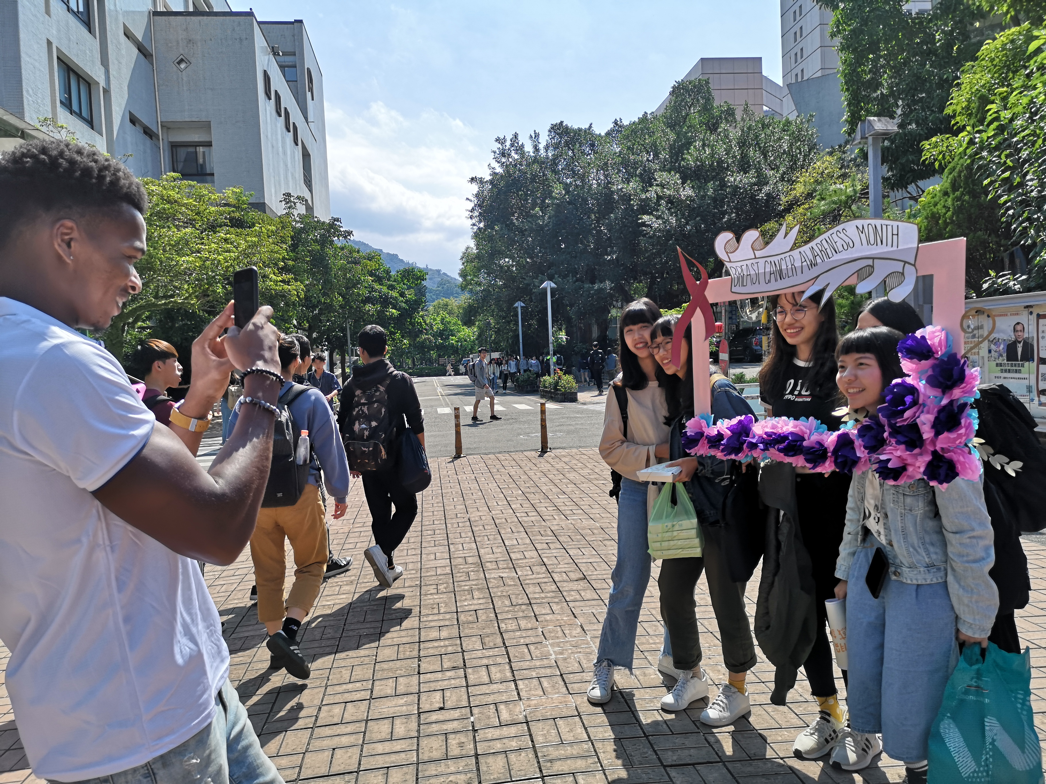 Students joining the activity and taking picture